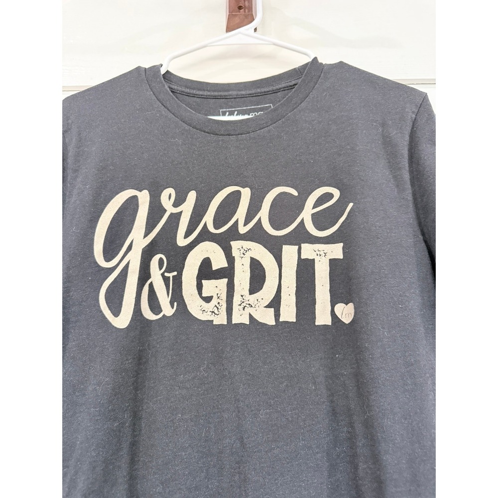 A- 85- Lulu Mac Grace & Grit Graphic T-Shirt Charcoal Gray Medium